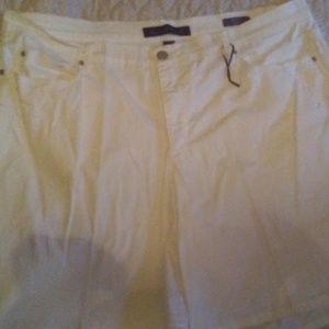 Gloria Vanderbilt White Rhinestone Studded Shorts